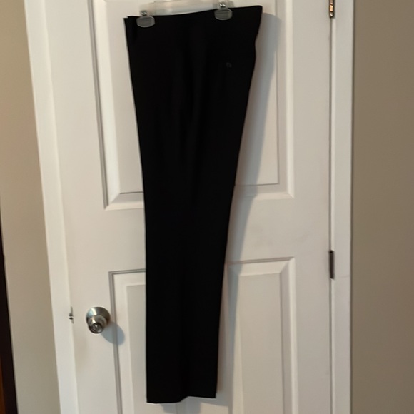 Larry Levine Dress Pants - Picture 3 of 9